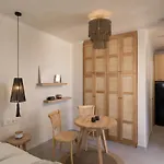 Areos Luxury Apartment *
