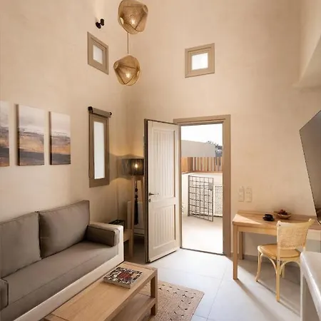 Areos Luxury Apartment *